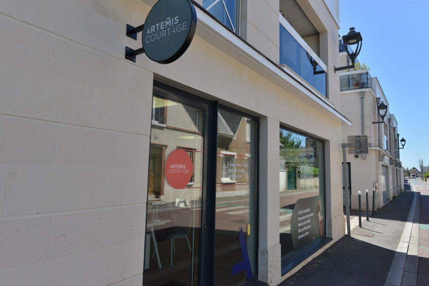 Devanture de Les terrasses Saint-Martin commerces