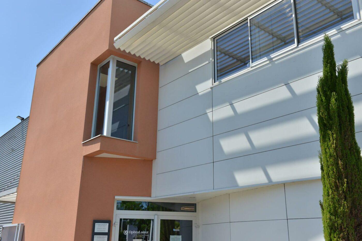 Photo de l'extérieur du bâtiment NKL OPHTA