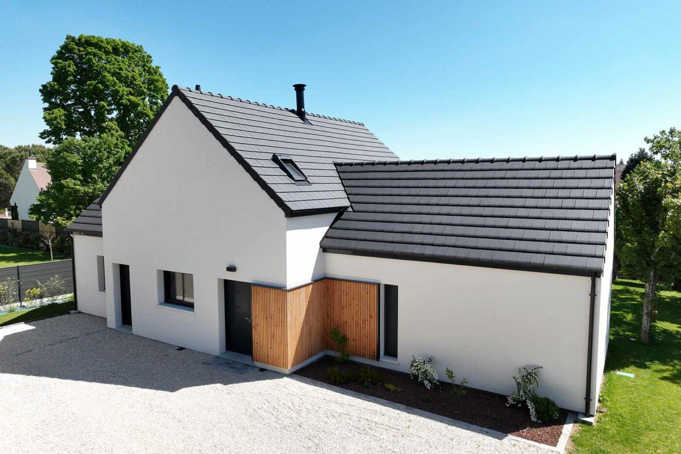 Extérieur de la maison individuelle du CLOS DES MONTEES