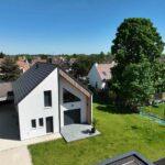 Vue aérienne de l'extérieur de la maison individuelle du CLOS DES MONTEES